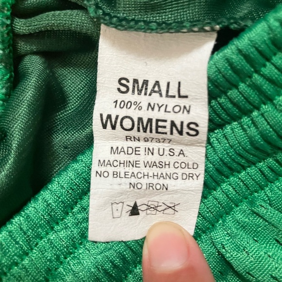 Fit2Win green palm tree shorts - Picture 3 of 5